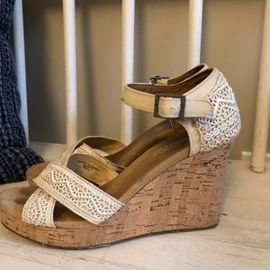 Toms Wedges